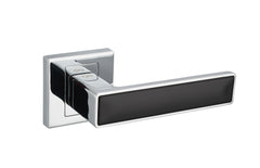 Infinity Line Concept KCK 700/200 Chrome/Black - Door Handle on a Square Rose