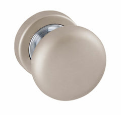 M.P MP - BALL Round Rosette - R