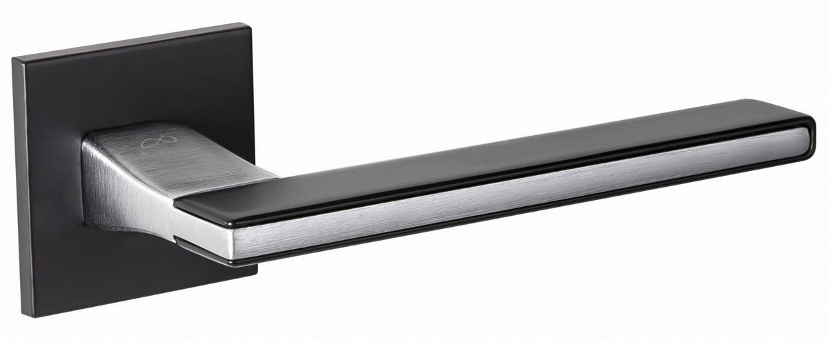 Infinity Line Nicola KNIC S B00/M700 Black/Chrome-Matt - Door Handle on a Square Rose
