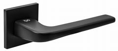 Infinity Line Solo KSO black B00 - Door Handle on a Square Rose